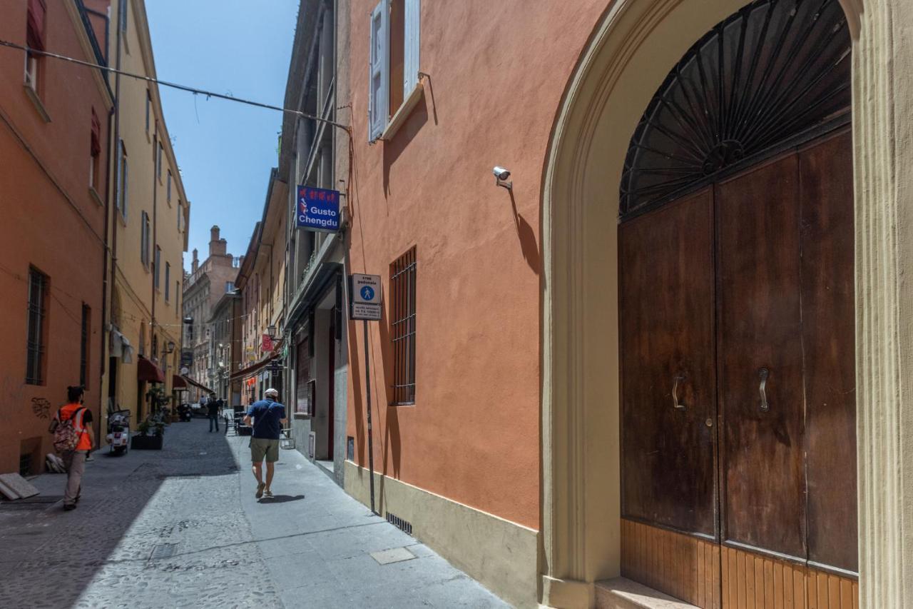 Asinelli, Bologna By Short Holidays Eksteriør billede